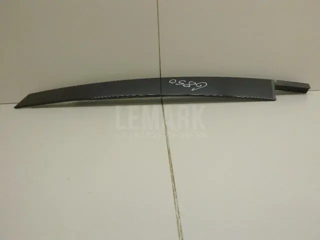 Накладка двери передней правой для  BMW 1-serie F20/F21 2011-2019
