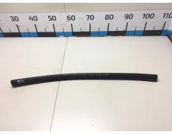 Уплотнитель капота