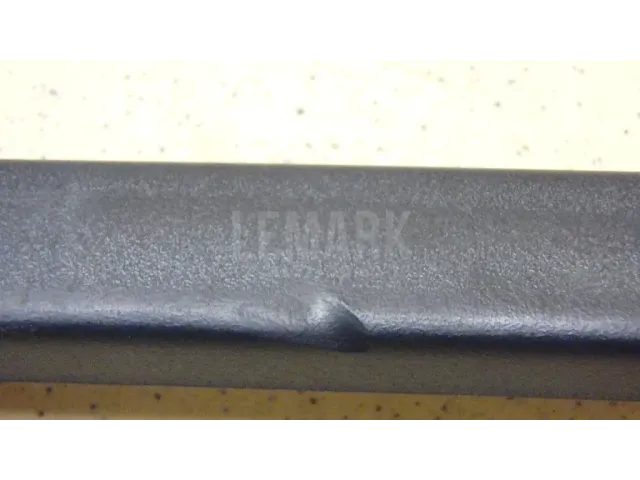 Молдинг передней правой двери для  Ford Kuga 2008-2012