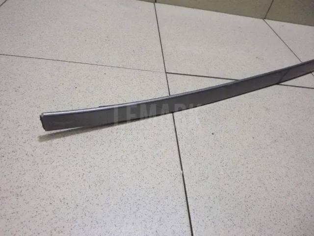 Молдинг лобового стекла для  Ford Focus II 2008-2011