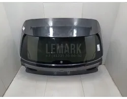 Стекло двери багажника