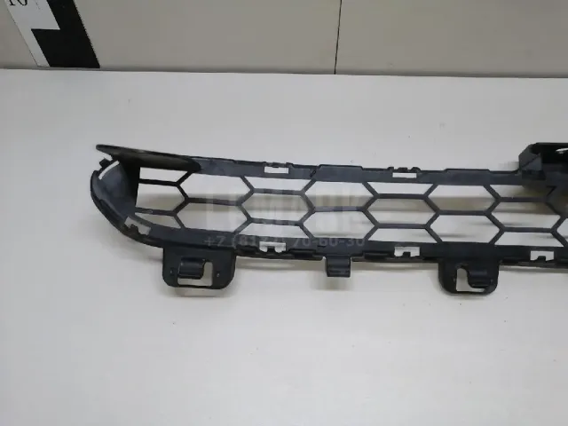 Решетка в бампер центральная для  Changan UNI-V 2022