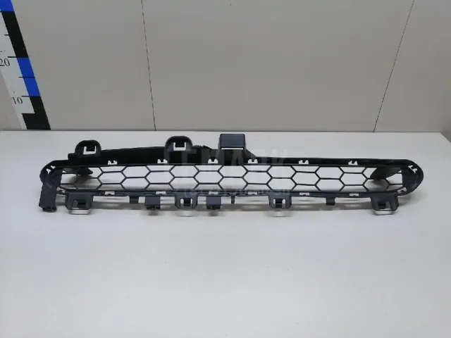 Решетка в бампер центральная для  Changan UNI-V 2022