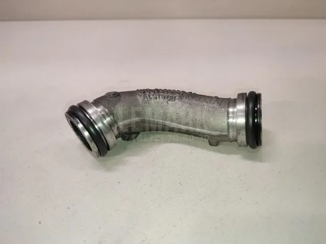 Трубка системы охлаждения для  BMW 4-serie F32/F33/F82 2012-2020
