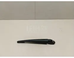 Поводок стеклоочистителя заднего