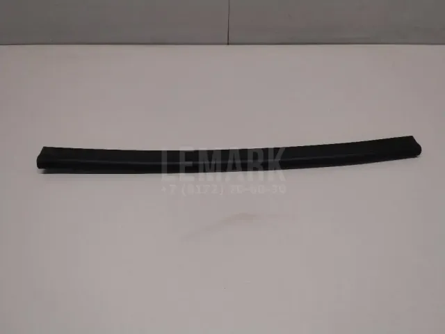 Уплотнитель капота для  Changan CS95 2017