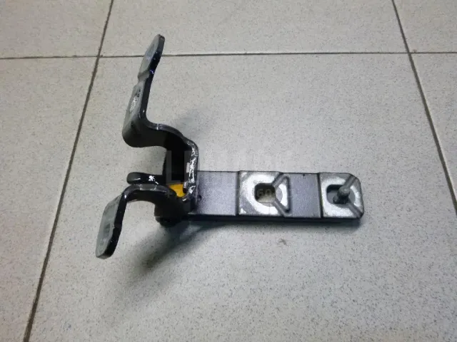 Петля двери багажника для  Ford Fusion 2002-2012