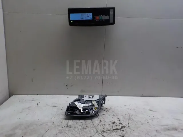 Замок двери передней правой для  BMW X5 E53 2000-2007