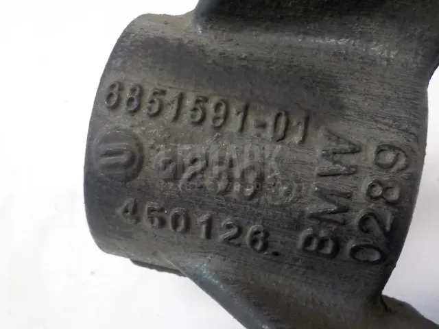Кронштейн амортизатора левый для  Ford Kuga 2008-2012