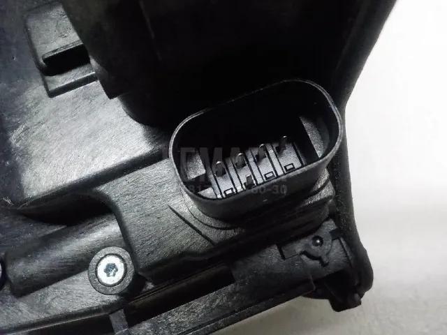Замок двери передней левой для  CASE SV300 2012