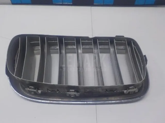 Решетка радиатора левая для  BMW X5 F15/F85 2013-2018
