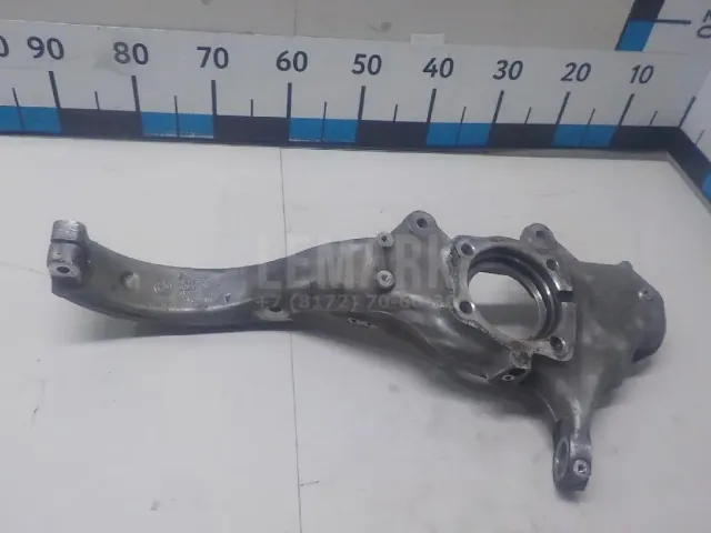 Кулак поворотный передний левый для  Ford C-MAX 2003-2010