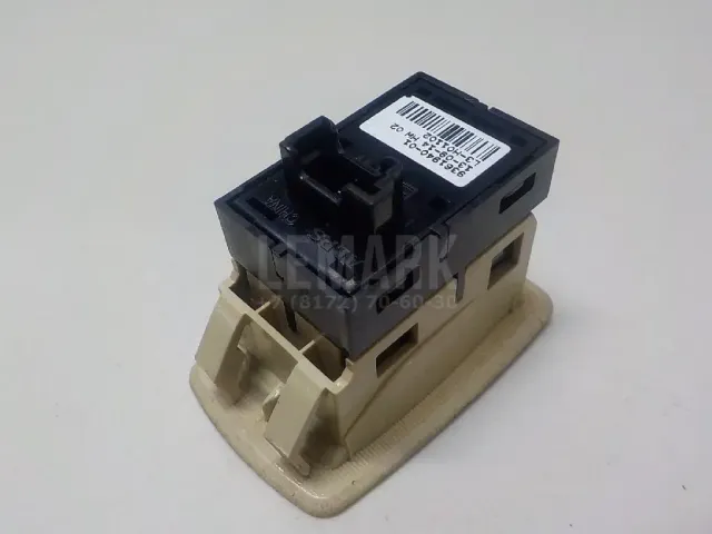 Кнопка стеклоподъемника для  FAW J6 2007