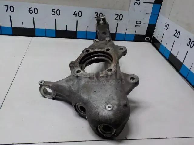 Кулак поворотный передний левый для  Ford C-MAX 2003-2010