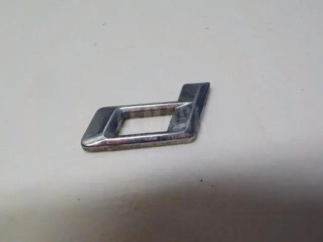 Эмблема