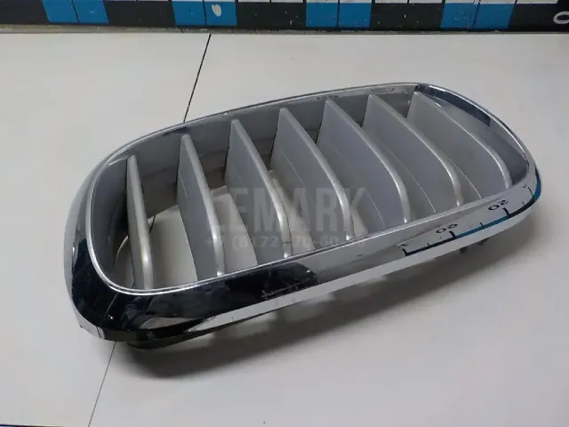 Решетка радиатора левая для  BMW 2-serie F22/F23/F87 2013-2020