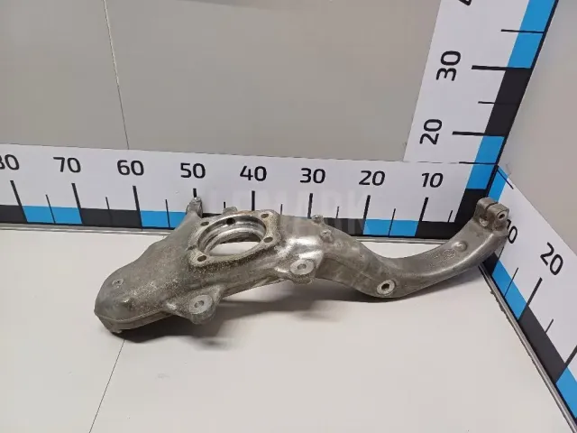 Кулак поворотный передний левый для  Ford C-MAX 2003-2010