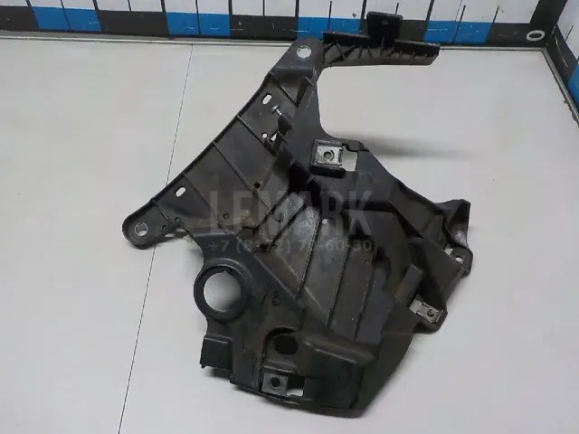 Кронштейн крепления крыла для  Great Wall Hover H3 NEW 2014-2016