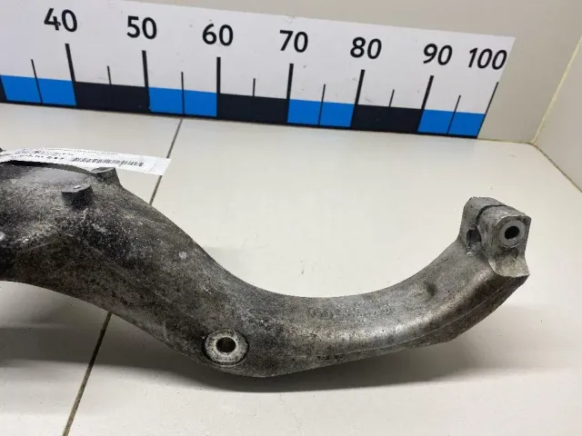 Кулак поворотный передний левый для  Ford C-MAX 2003-2010