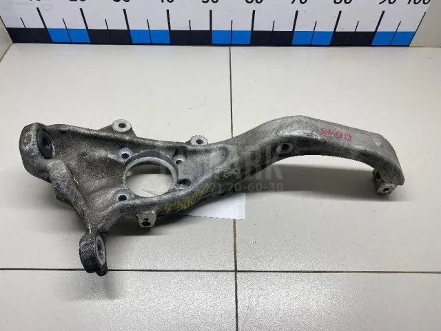 Кулак поворотный передний левый для  Ford C-MAX 2003-2010
