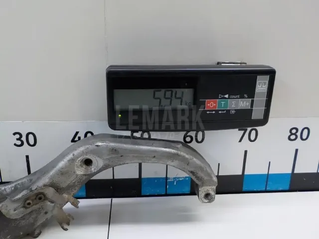 Кулак поворотный передний левый для  Ford C-MAX 2003-2010