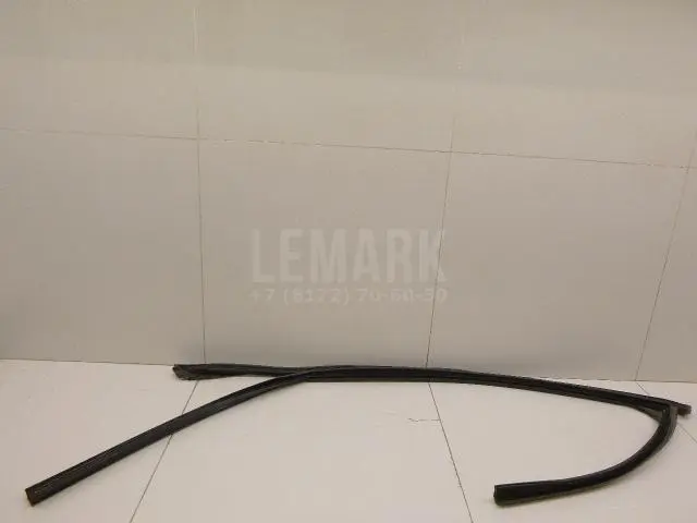 Уплотнитель стекла двери для  Ford C-MAX 2003-2010