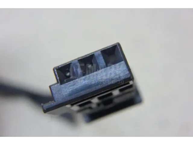 Замок багажника для  CASE SV300 2012