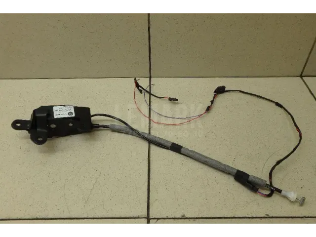 Замок багажника для  CASE SV300 2012