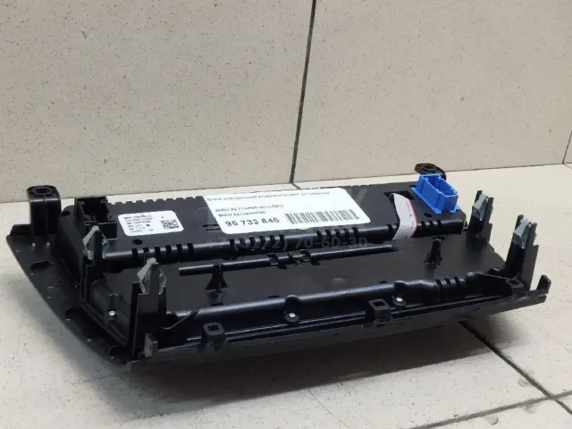 Блок управления климатической установкой для  FAW Bestune T55 2021