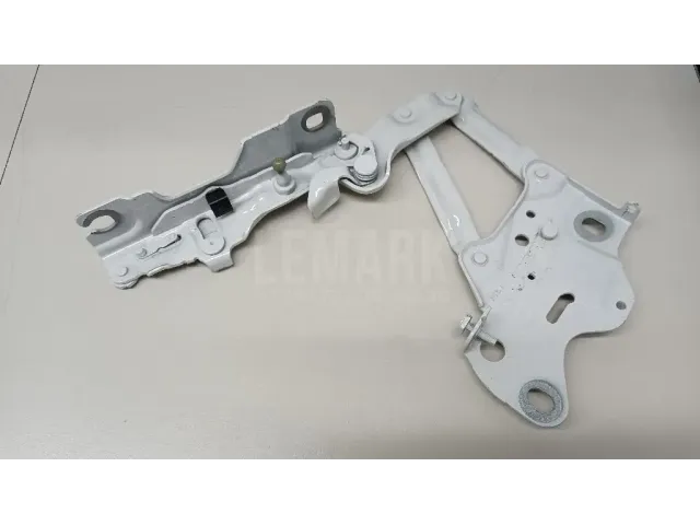Петля капота правая для  BMW X1 E84 2009-2015