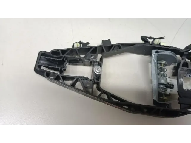 Кронштейн ручки для  Ford Kuga 2008-2012