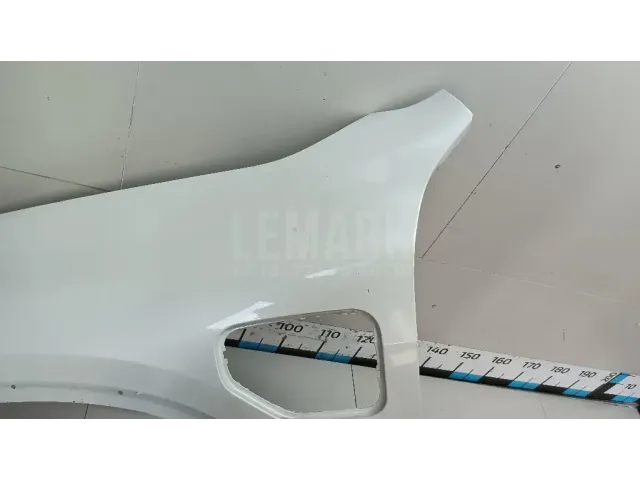 Крыло переднее левое для  BMW 7-serie E38 1994-2001
