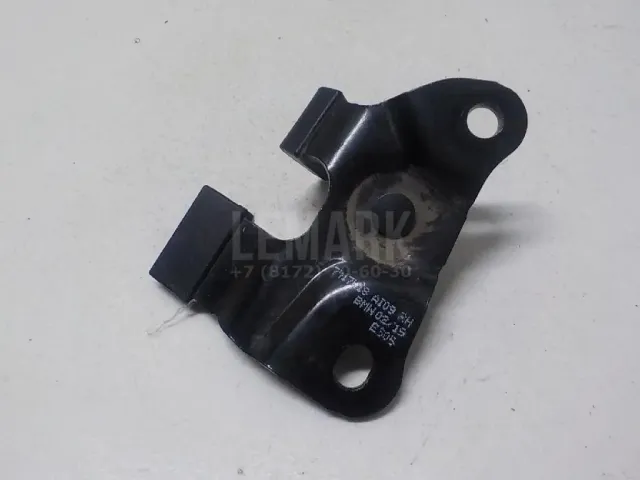 Кронштейн (сопут. товар) для  BMW 4-serie G22/G23 2020
