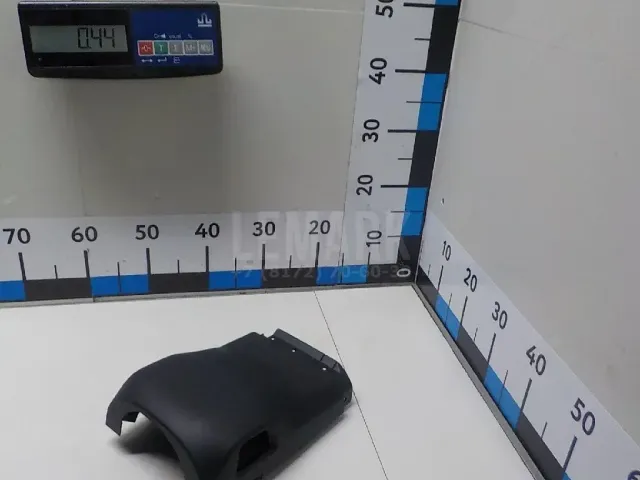 Кожух рулевой колонки нижний