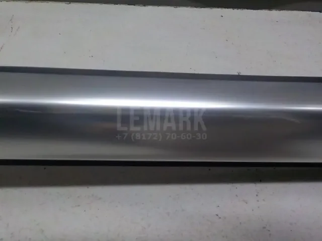 Накладка стекла заднего правого для  BMW X1 E84 2009-2015