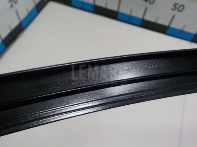 Накладка двери передней левой для  BMW X6 G06 2019