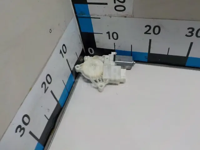 Моторчик стеклоподъемника