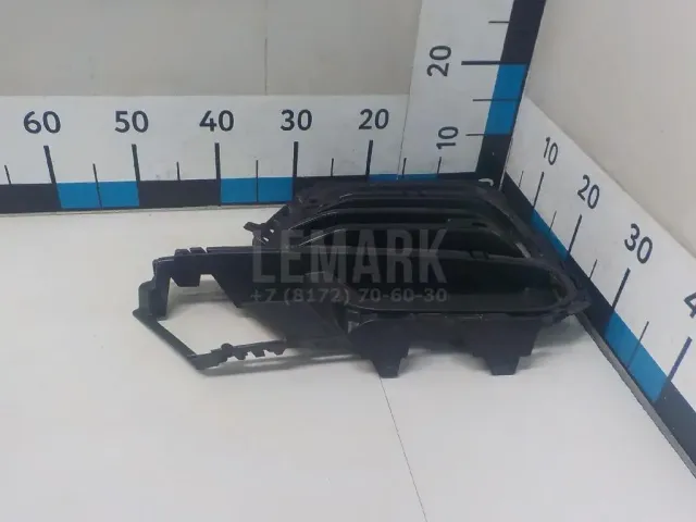 Решетка в бампер левая для  Audi Q7 [4L] 2005-2015