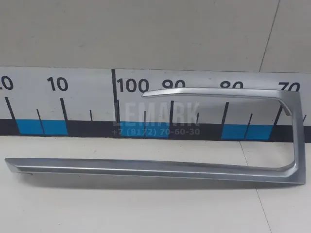 Молдинг переднего бампера левый