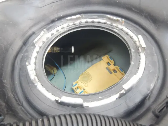 Бак топливный