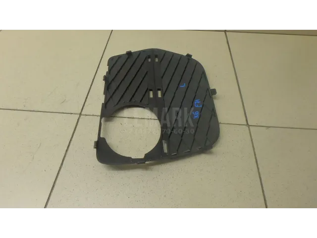 Решетка в бампер левая для  BMW X1 E84 2009-2015