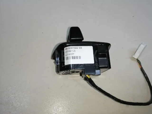 Кнопка многофункциональная для  BMW X1 E84 2009-2015
