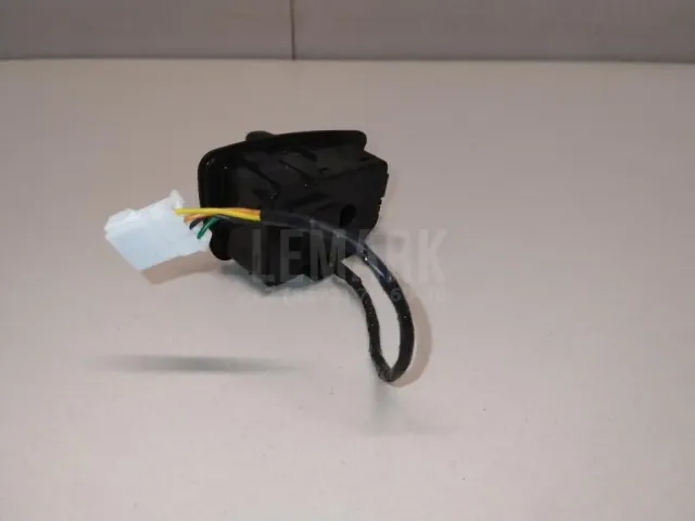 Кнопка многофункциональная для  Ford Kuga 2008-2012