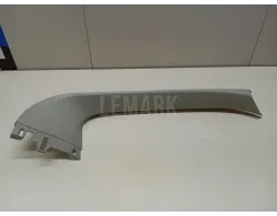 Обшивка двери багажника