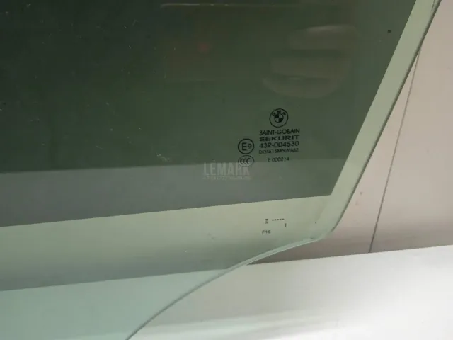 Стекло двери передней левой для  Changan CS75PLUS 2019