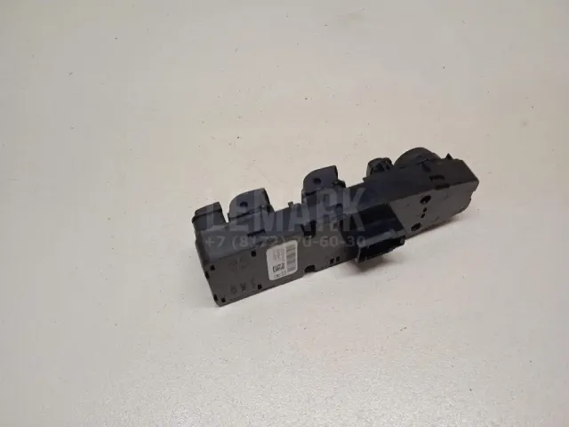 Блок управления стеклоподъемниками для  Chrysler 300C 2004-2010