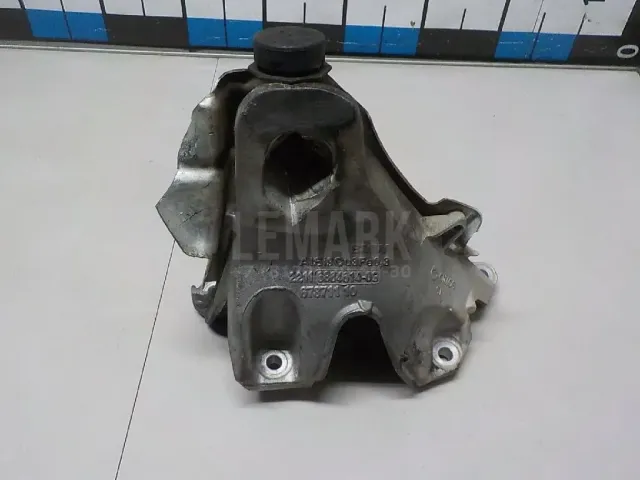 Кронштейн двигателя правый для  Ford Fusion 2002-2012