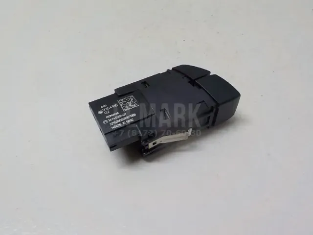 Кнопка аварийной сигнализации для  BMW Z4 E85/E86 2002-2008