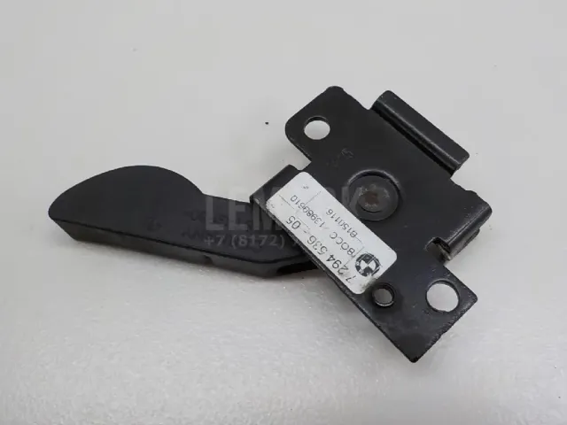 Ручка открывания капота для  Ford Focus II 2008-2011