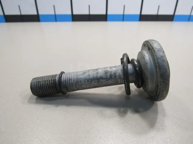 Болт для  Ford Kuga 2008-2012